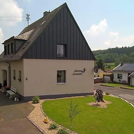 Gaestehaus Eifelzauber Panzió